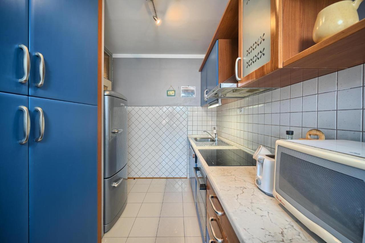 Apartment Bezo1 *