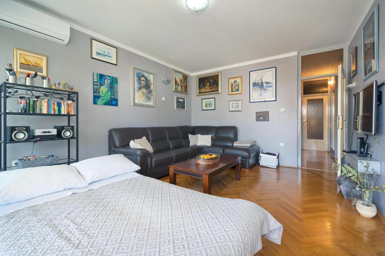 Bezo1 Apartment *