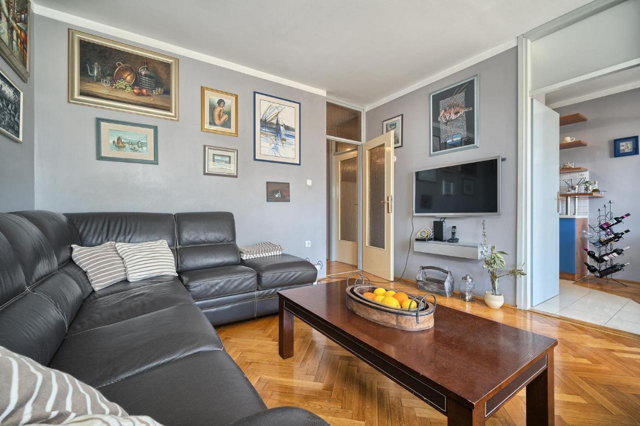 Bezo1 Apartment